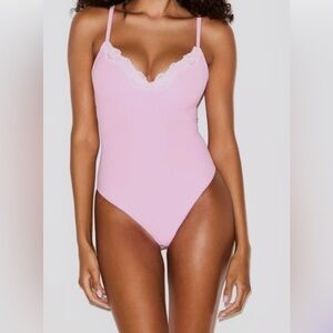 NWT Skims Fits Everybody Lace Push Up Thong Bodysuit in Bubblegum Tonal, Size XL